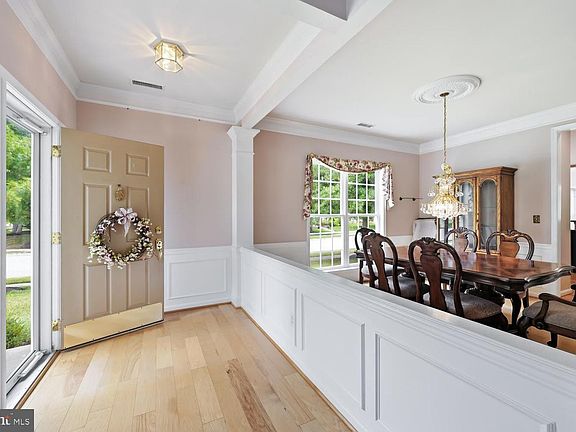 2nd image of 29833 Hillary Ave