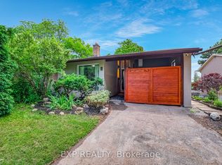 160 Cottonwood Dr, Toronto, ON M3C 2B4