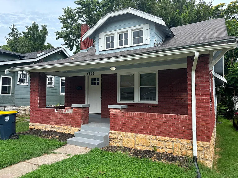 5825 Euclid Ave — Photo 1
