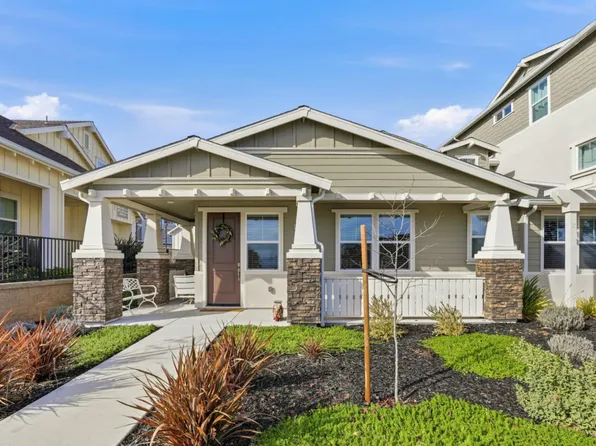 6385 Paysar Ln, Gilroy, CA 95020