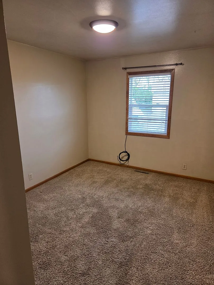 Prairie Apartments — Photo 4