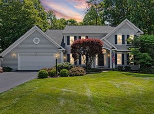 33 Chablis Dr, Fairport, NY 14450