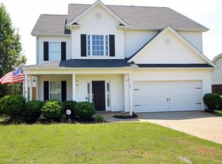 689 Flintrock Dr, Boiling Springs, SC 29316