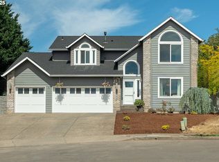 15067 Glendoveer Ct, Oregon City, OR 97045