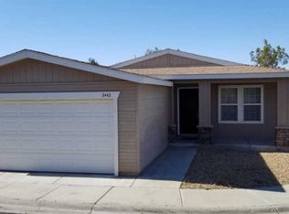 2442 Summit View Dr, Rosamond, CA 93560