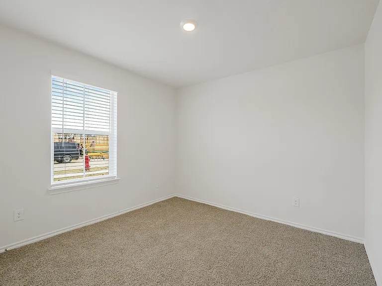 1543 Brooke Dr — Photo 6