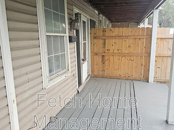 2nd image of 1854 Walnut St