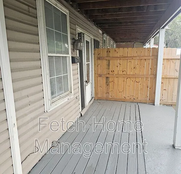 1854 Walnut St — Photo 2