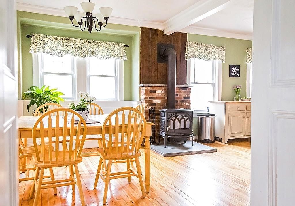 144 Wallace Ave, Auburn, MA 01501 Zillow