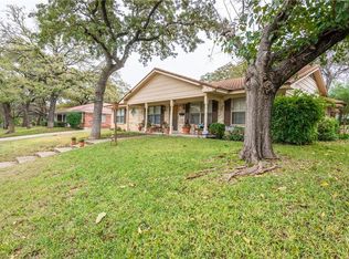 120 Timberlake Dr, Azle, TX 76020