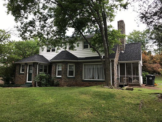 2nd image of 509 E St