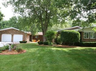 1804 Brookwood Dr, Elkhart, IN 46514