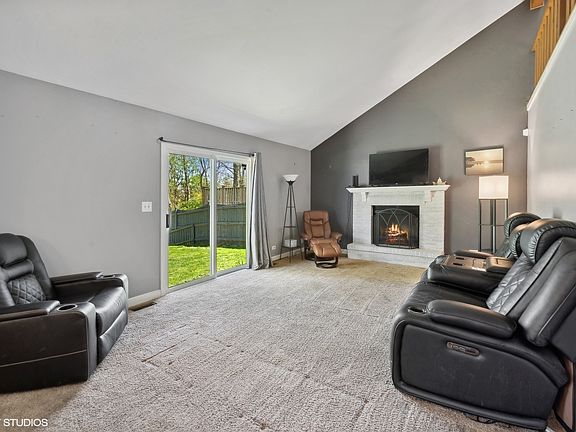 4th image of 3821 Bertrand Ln
