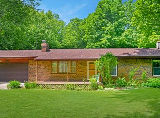 16570 S Wacousta Rd, Grand Ledge, MI 48837