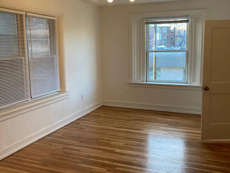 7178 Manchester Rd — Photo 5