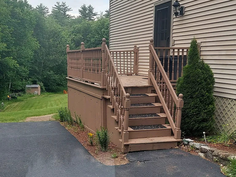 28L Island Pond Rd — Photo 3