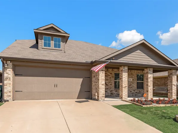 813 Horton St, Fate, TX 75189