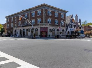598 Valley Rd APT 7, Montclair, NJ 07043