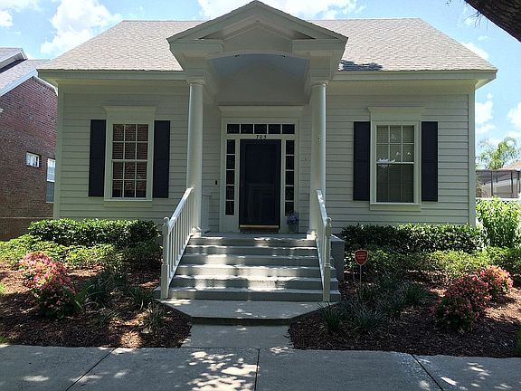 705 Honeysuckle Ave.