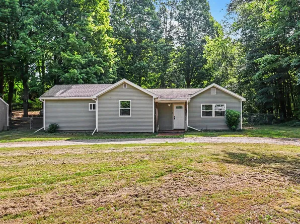 10472 Ravine Rd, Otsego, MI 49078