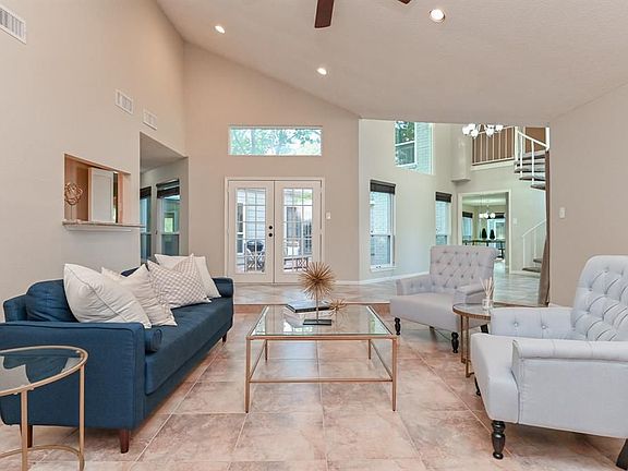 4th image of 11902 Riverview Dr