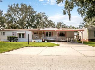 8626 Treasure Island Rd, Leesburg, FL 34788