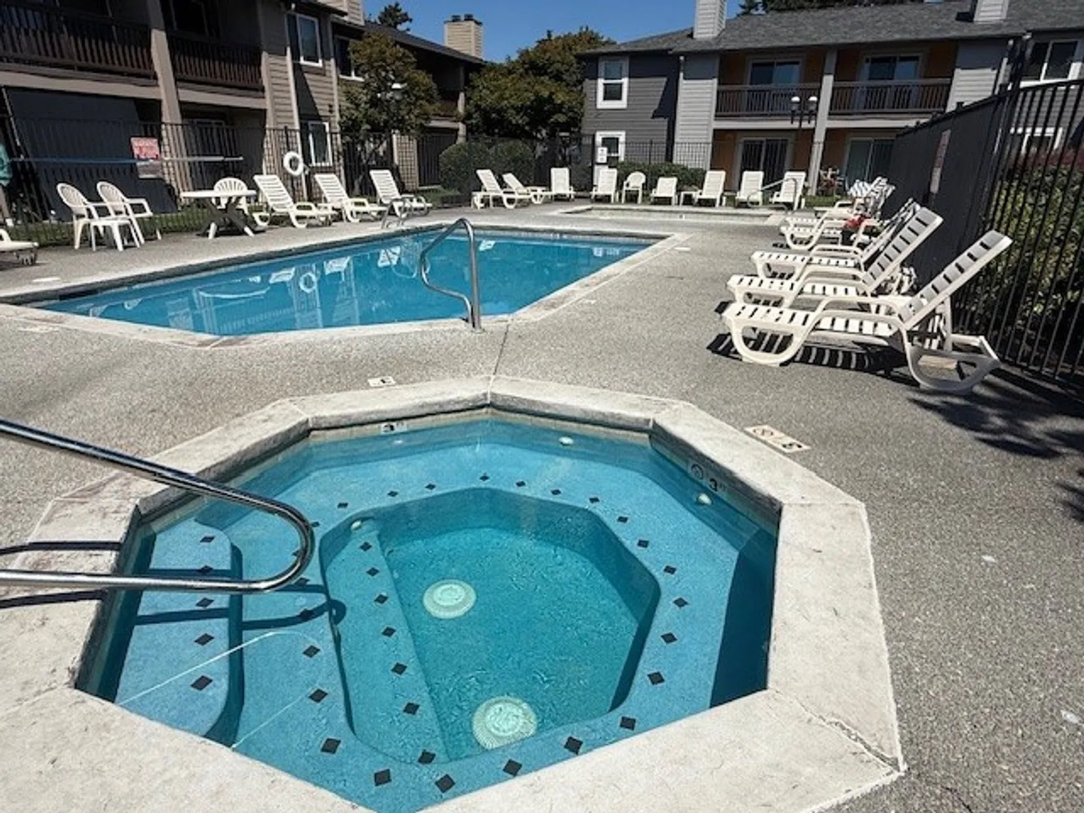 Fishers Mill Apartments — Photo 4