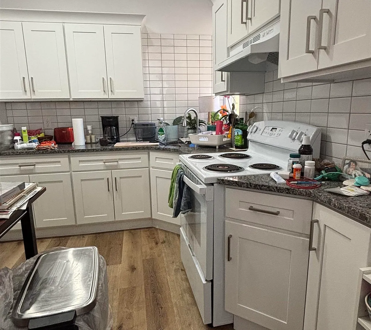 2 bed, 1.0 bath, $2,800 — Photo 3