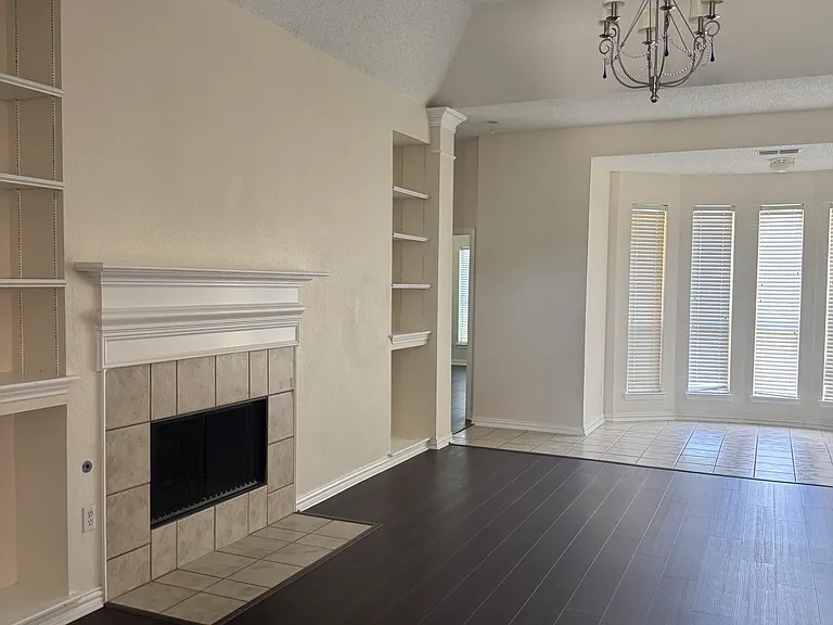 2306 Denham Dr — Photo 4