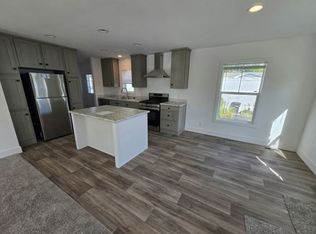 203 Spruce Ln #85, Mankato, MN 56001