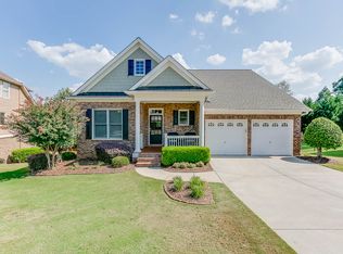 7928 Benchmark Dr, Flowery Branch, GA 30542