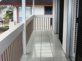 2753 Henry St, Honolulu, HI 96817