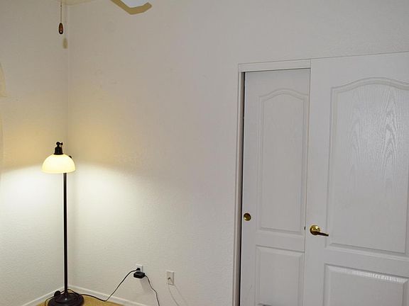 4th image of 10858 W Beaubien Dr