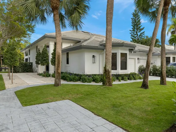 2680 Twin Oaks Way, Wellington, FL 33414