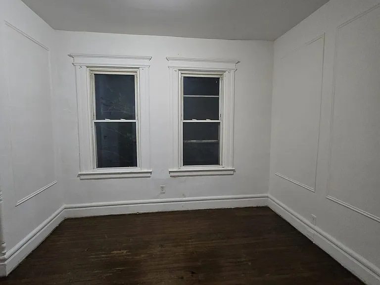 43 Treacy Ave #1 — Photo 6