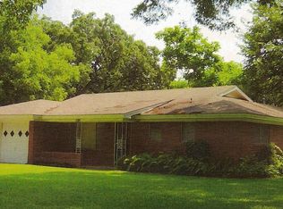 612 Hassett Ave, River Oaks, TX 76114