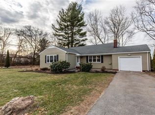 25 Leonard St, Cumberland, RI 02864