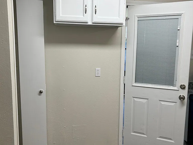 1801 Ridgeview St — Photo 18