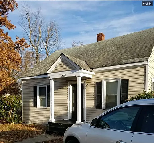 306 Saint Claire Ln Photo 1