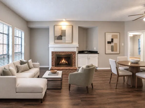 3101 Townbluff Dr APT 1013, Plano, TX 75075