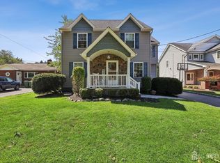 58 Preston St, Edison, NJ 08817