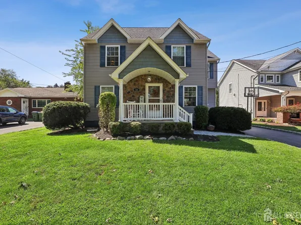 58 Preston St, Edison, NJ 08817