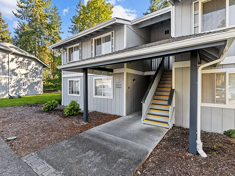 Evergreen Park Apartments in Olympia! — Photo 23