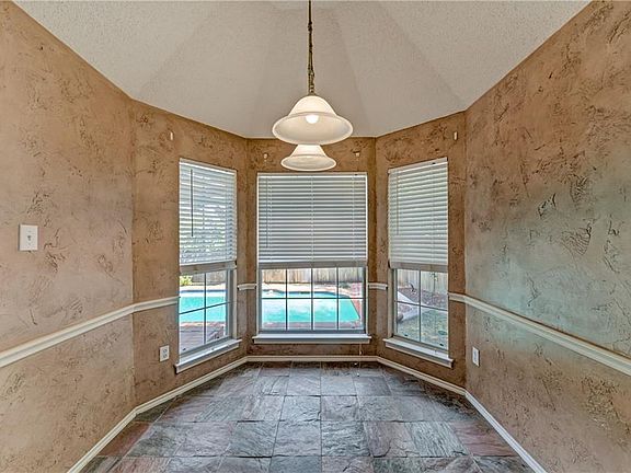 5th image of 6708 Wooddale Dr