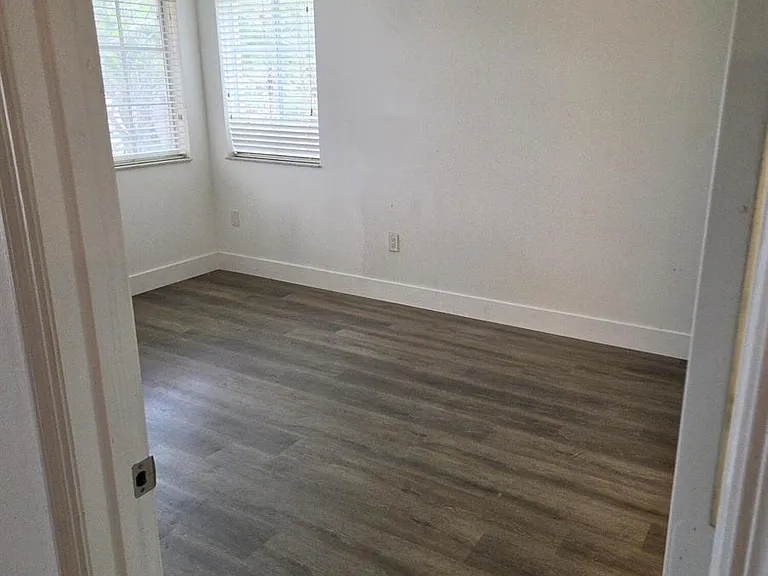 12112 Standrews Pl #212 — Photo 23