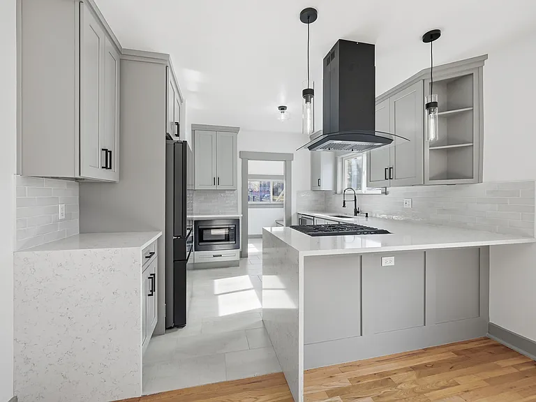 296 S Lafayette St — Photo 11