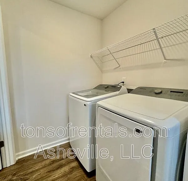 6 Chambers Garden Dr — Photo 9
