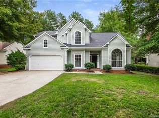 7329 Reedy Creek Rd, Charlotte, NC 28215