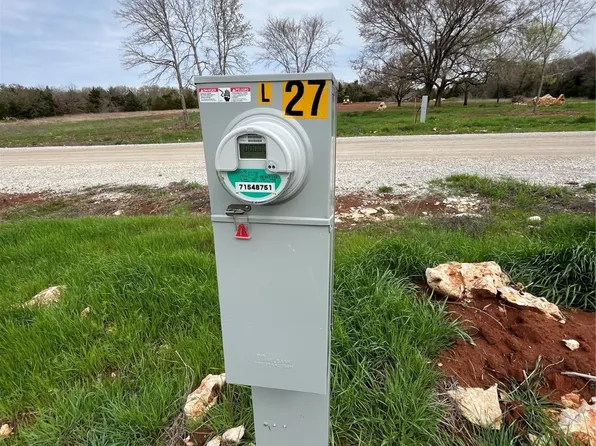 Shay Rd, Kingston, OK 73439