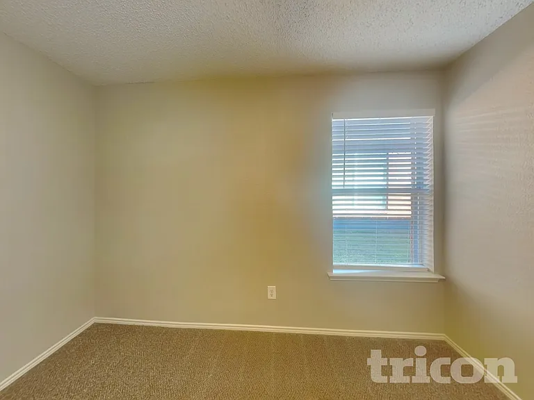 2520 Ensenada Ln — Photo 11